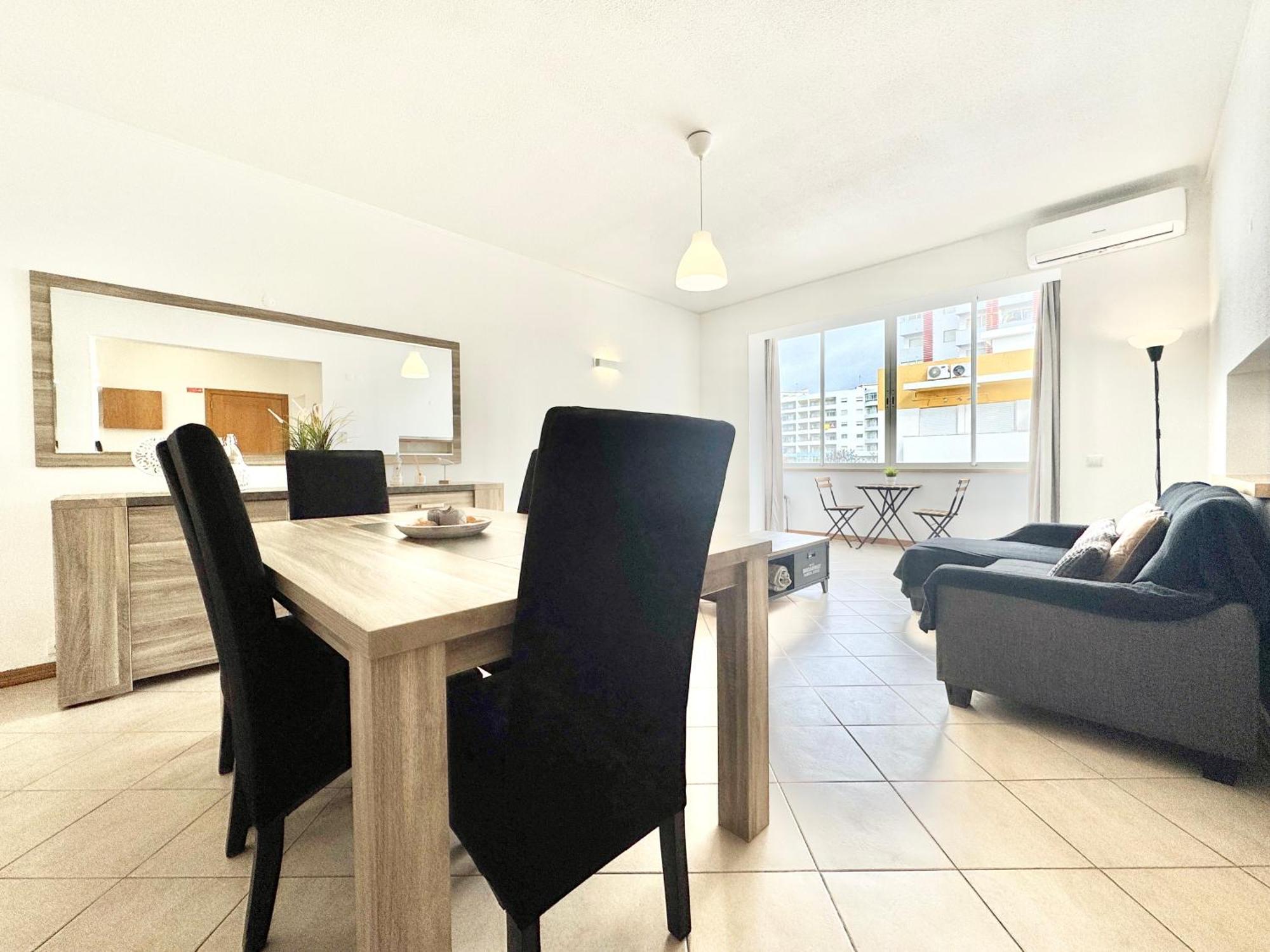 Sea-Front 1' Min! - Apartment With Ac & Wifi Quarteira Esterno foto